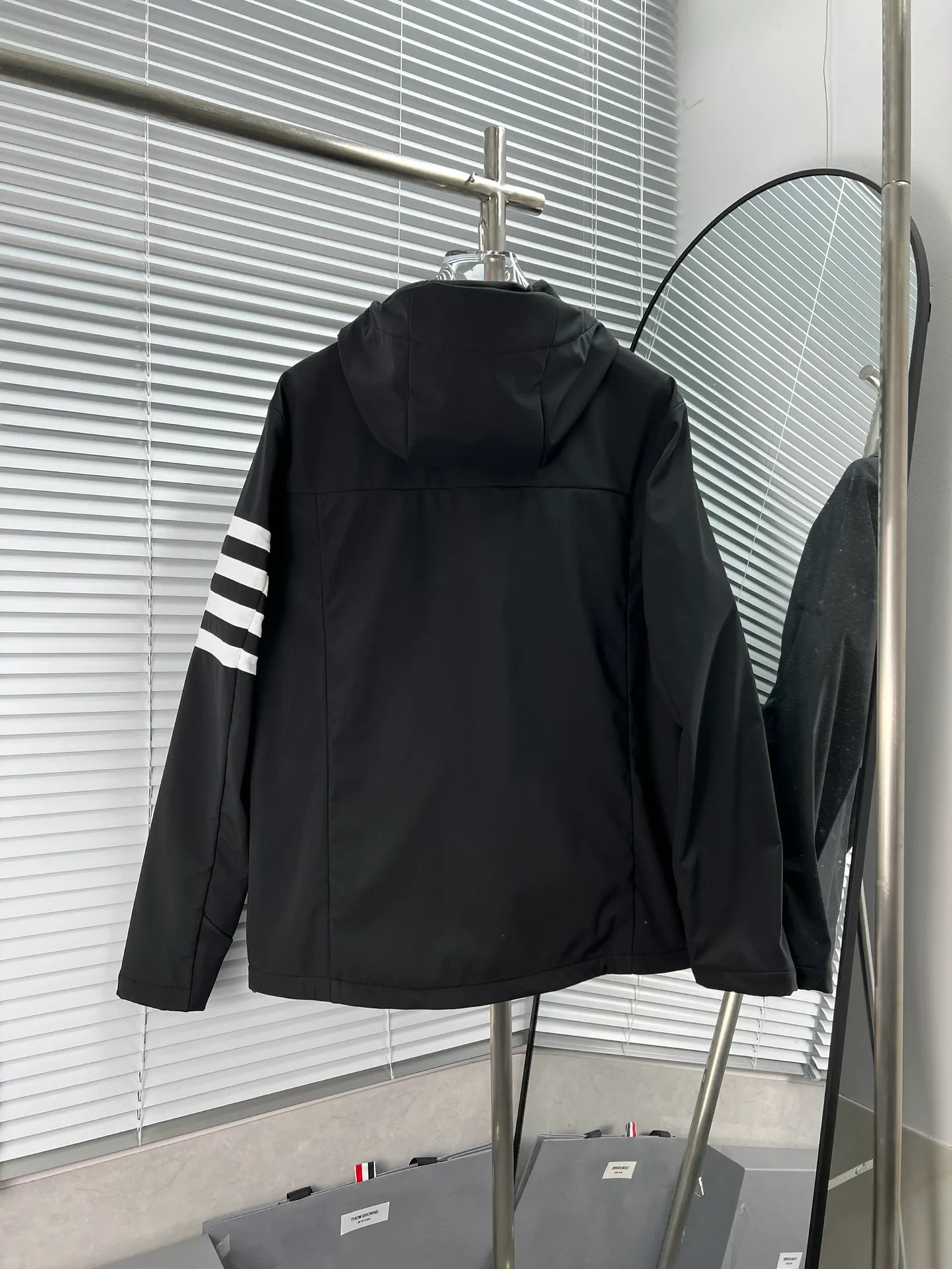 THOM BROWNE🇳🇱23 New Arrival ， ， 50D ， ， tpu Breathable ， ， ， ， Breathable， ， ， ， ， 3D ， ， ， Sizes 1 2 3 4 Gray Black